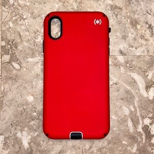 Red Speck case for iPhone X/Xs max.